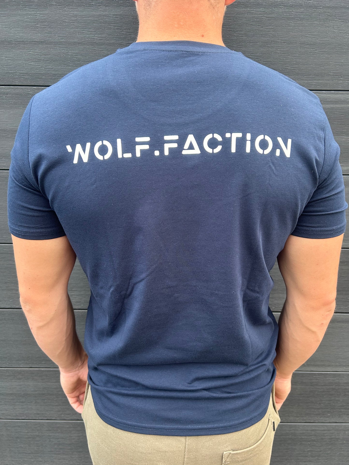 SHAPED WOLF T-SHIRT