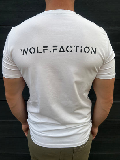 SHAPED & LITTLE WOLF T-SHIRT (wit)