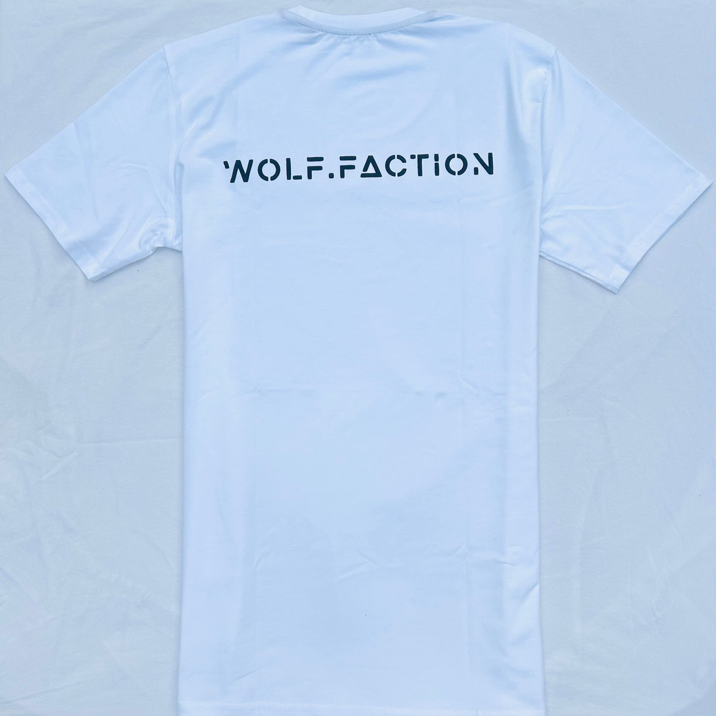 SHAPED WOLF T-SHIRT